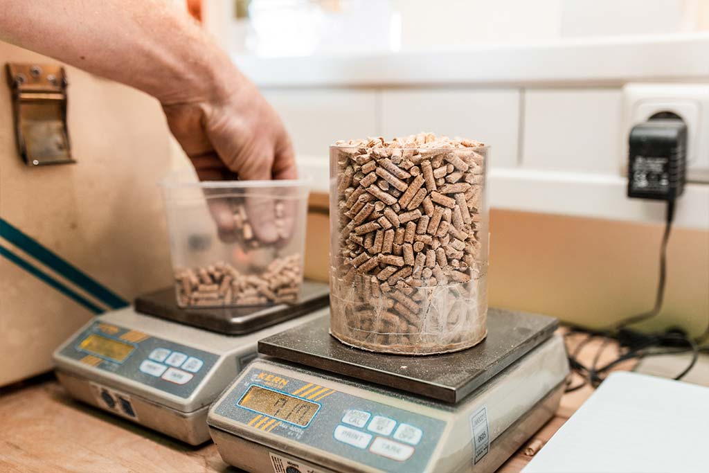 pellets wiegen qualitaetskontrolle